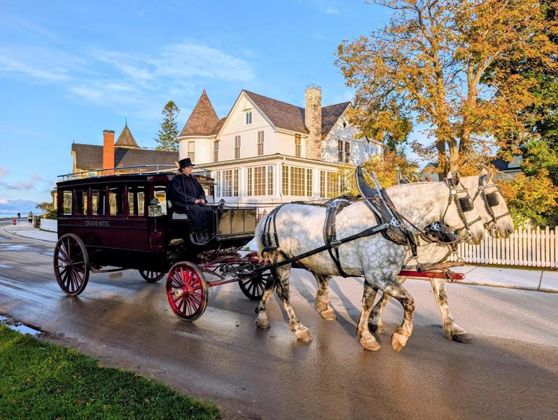 Horse and carriage rides on car-free Mackinac Island